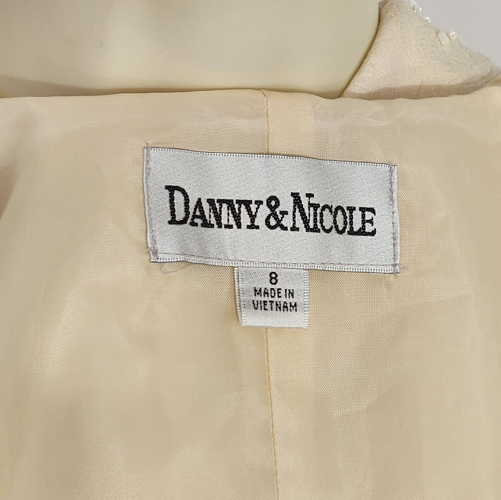 Danny & Nicole Chic Blazer with Textured Bead And Faux Pearl Collar Cream Size 8 - Picture 15 of 17